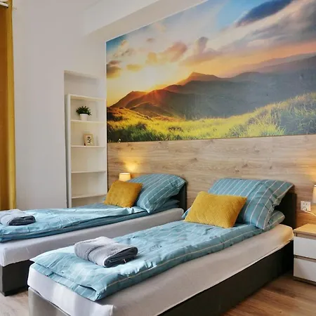 Dom Wolnostojacy Przy Krupowkach * Zakopane