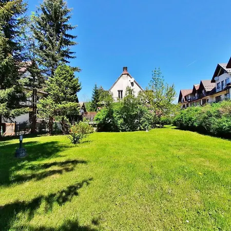 Dom Wolnostojacy Przy Krupowkach Zakopane