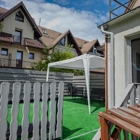 Dom Wolnostojacy Przy Krupowkach *